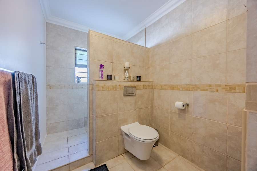 2 Bedroom Property for Sale in Capri Western Cape